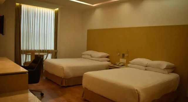 Двухместный номер Ramada by Wyndham Mexico City Santa Fe