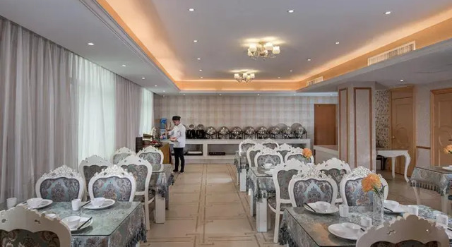 Vienna Hotel Changsha Yanghu Hanpu, Prenota Hotel Hotel a Changsha con parcheggio, Parcheggio