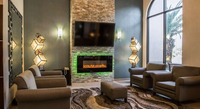 Spark by Hilton Stafford Sugar Land