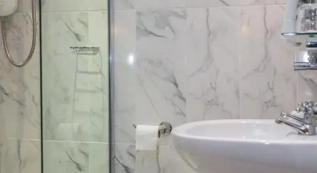 Четырёхместный номер Standard The Old Fourpenny Shop Hotel