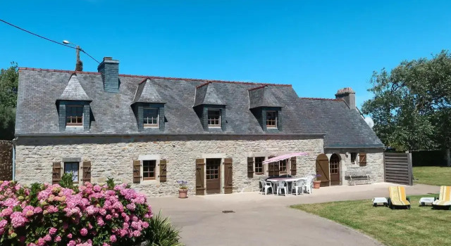 Holiday Home Ker Iliav - PLC253, Забронировать Отель Плуэска Finistère