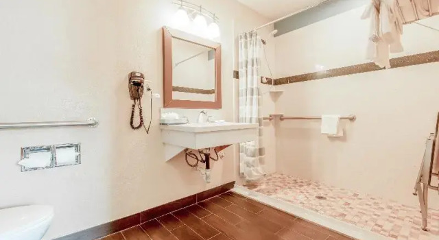Номер Classic Hotel Avenida - Oceanside Camp Pendleton