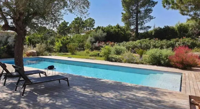 VILLA privée 3 étoiles avec piscine, jardin et terrain de pétanque, Забронировать Вилла Отели в центре Леччи, в центре