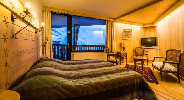 Полулюкс Hotel Le Portillo