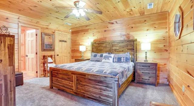 2-tier Deck & Hot Tub: Quiet Sevierville Cabin