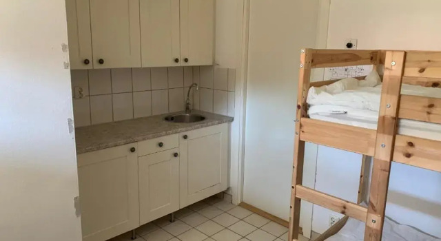 Economy huone 4hearts b&b