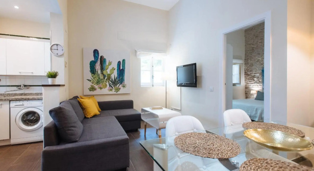 Cozy Apartment in House-Palace with Private Patio