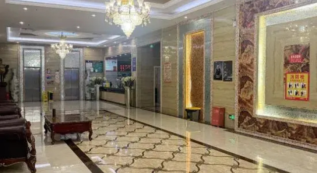 Kaili Kaige Grand Hotel (Kaili High-speed Railway South Station), Prenota Hotel Hotel a Qiandongnan con parcheggio, Parcheggio