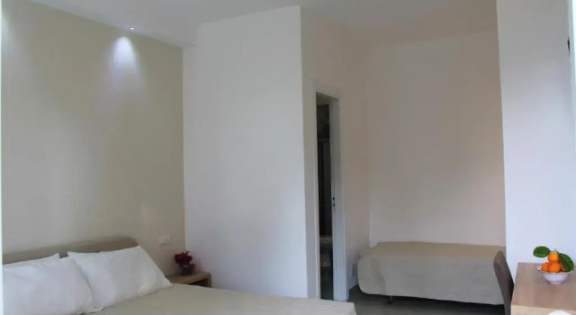 Трёхместный номер Standard с видом на сад Hotel Calysea Tropea