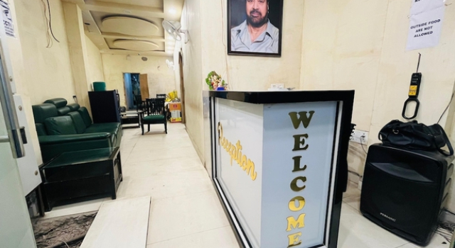 Roomshala 152 Hotel Sukoon, Забронировать Отель Отели Нью-Дели с завтраком, Завтраки