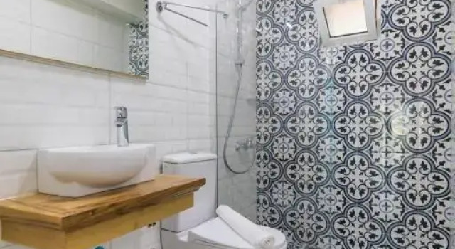 Karia Konuk Evi