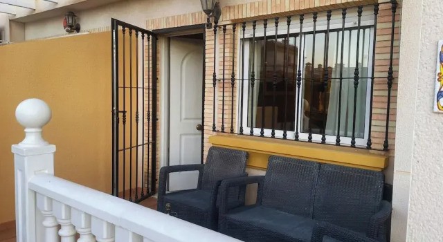 Modern Escape, Shared Pool, Private Terrace