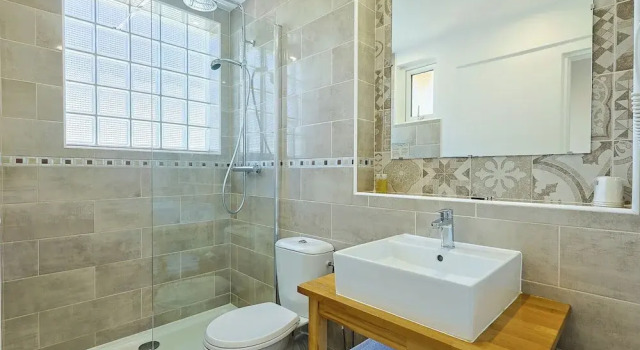 Трёхместный номер Standard с балконом и с видом на внутренний двор Cap Nègre Hôtel