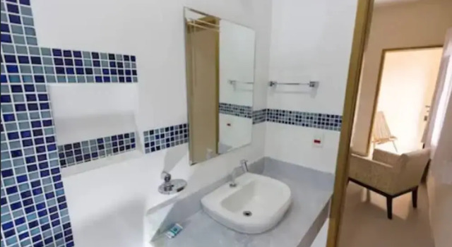 Четырёхместный номер Standard с балконом Hotel Camburi Praia