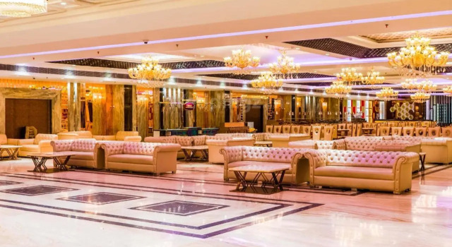 C Pearls Hotel Banquet, Забронировать Отель Отели Нью-Дели с завтраком, Завтраки