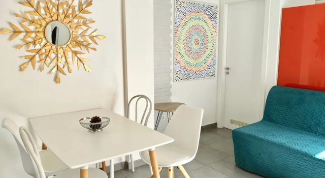 Студия с балконом The Blue Corner Apartments
