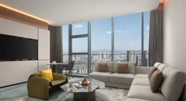 Люкс Executive Novotel Lianyungang Haizhou