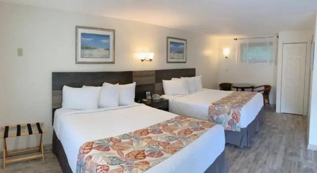 Четырёхместный номер Standard Eagle Wing Inn - Cape Cod