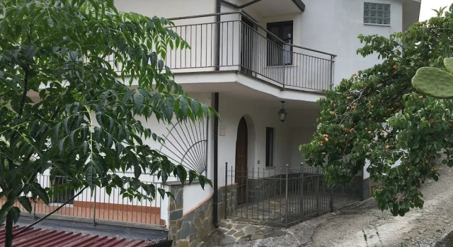 Il Gelso Bianco - Cilento, Buchen Sie Hotel Vallo della Lucania 