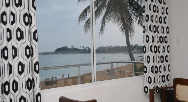 Семейный люкс с видом на море SURF UNA BEACH HOTEL