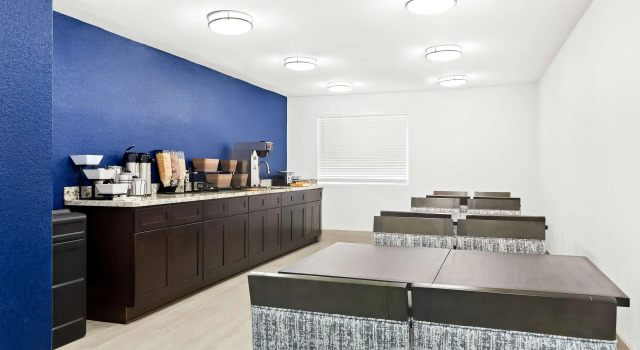SureStay by Best Western Groves