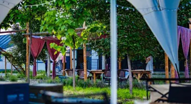 Chaoju Boutique Guesthouse, Boek Boutique Hotel Tekes Xinjiang