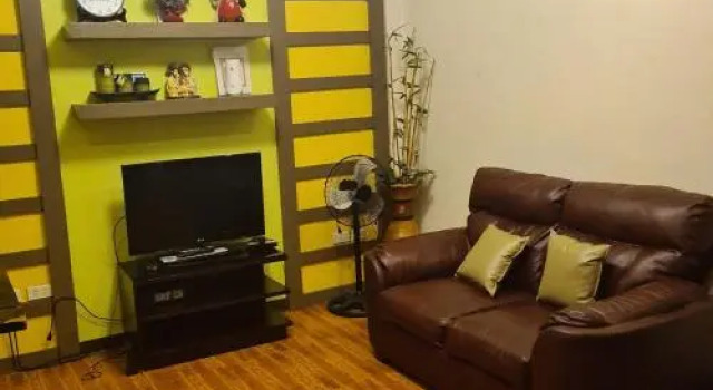 722 Metropolis Tower Unit 212