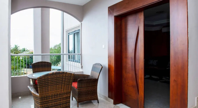 Апартаменты El Doria Hotel