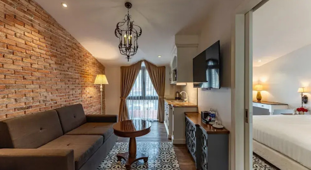 Апартаменты Classic Golden Star Apartment & Hotel