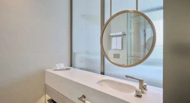 Двухместный номер Deluxe Arabella Beach Hotel Kuwait, Vignette Collection by IHG