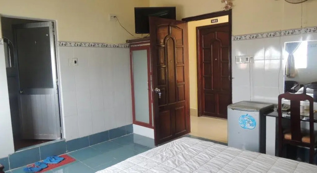 Ngu Long Hotel