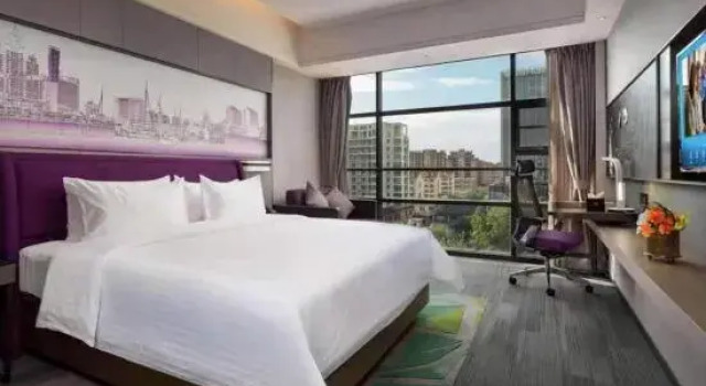 Номер Deluxe GreenTree Inn Qingdao Zhengyang Road Jiajiayuan Shopping Center Hotel