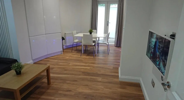 Coulsdon Place Apartments, Rezervați Apartament Coulsdon Londra Mare