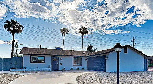 New Listing! Luxury Home: Heated Lagoon-Style Pool Home
