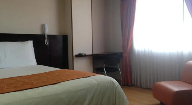 Hotel Plaza Muisca, Buchen Sie Hotel Tunja Boyacá