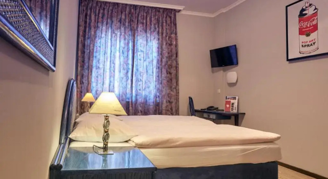 Трёхместный номер Standard Hotel Crystal