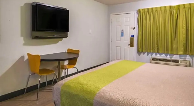 Номер Deluxe Motel 6 Irving - Loop 12