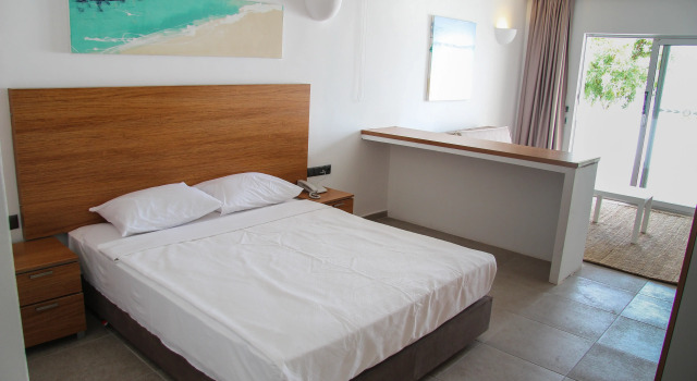 Club Sardinia, Reservar Hotel İslamhaneleri Turquia