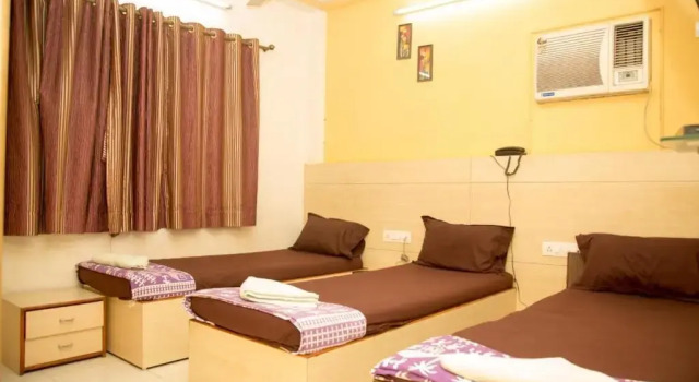 Srujan Sarai Service Apartment
