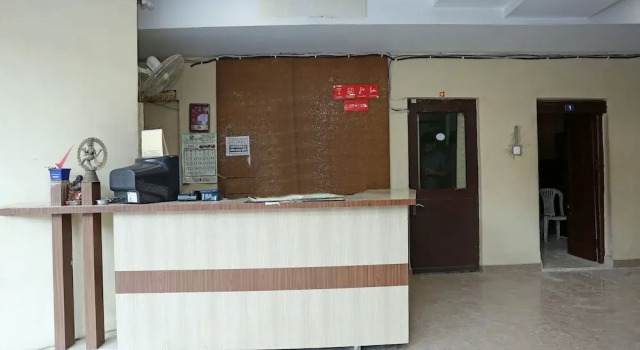 OYO 14711 Hotel Natraj