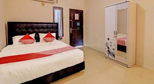 Номер Deluxe OYO 91022 STeZe Homestay Syariah