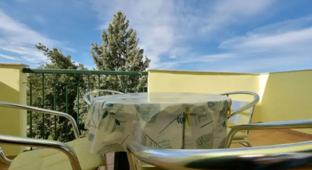 Апартаменты с балконом Apartments Davorka