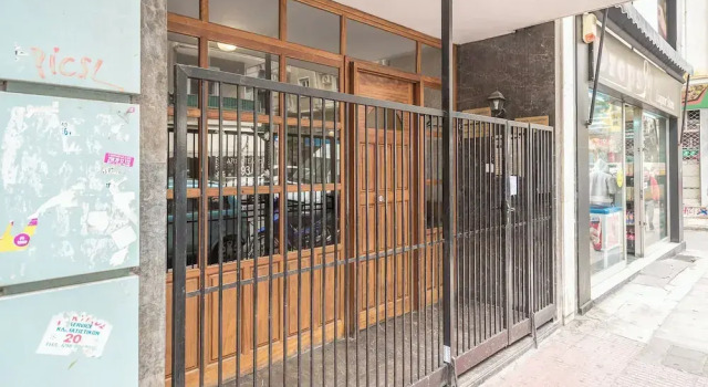 Victoria Majestic Suites Apartments, Забронировать Апартаменты/квартира Отели Афины с парковкой, рядом с Театр Каролос Коун "Театрон технис", Парковка