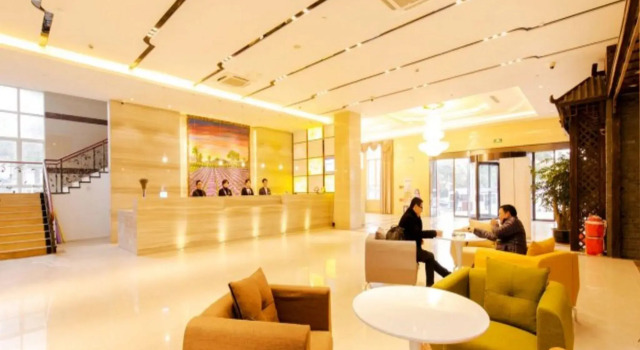 Lavande Hotel Shanghai Hongqiao National Convention Center Branch, Buchen Sie Hotel Xinqiao Region Shanghai