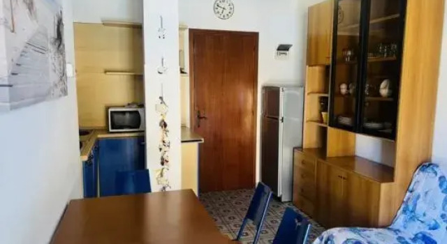 Апартаменты Sunny Apartment With Balcony-beahost