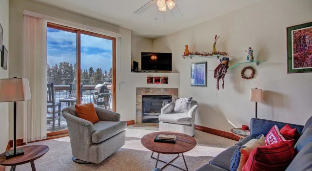 Highland Greens Lodge 305 3 Bedroom Condo by RedAwning, Rezerwuj Hotel Hotele w Vail Ski z basenem, Basen