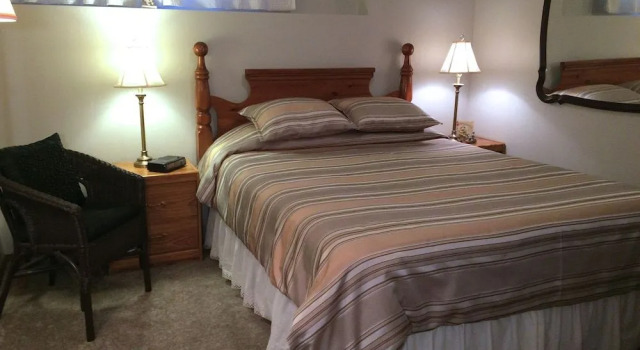 Morning Glory Bed & Breakfast, Buchen Sie Hotel Kelowna British Columbia