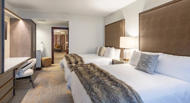 Люкс с балконом Beaver Creek Lodge, Autograph Collection