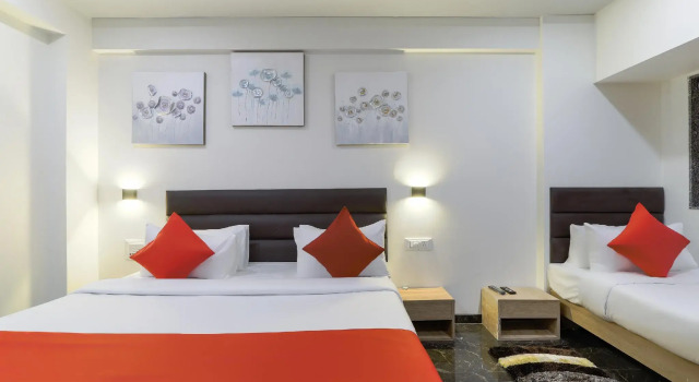 Люкс Standard OYO Townhouse 549 Hotel Pearl