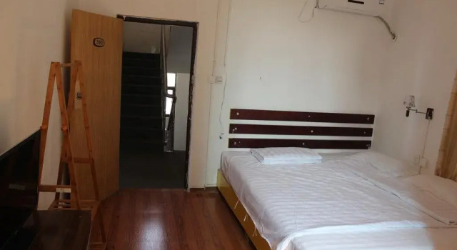 Another Home, Rezerwuj Hotel Yinhai Beihai